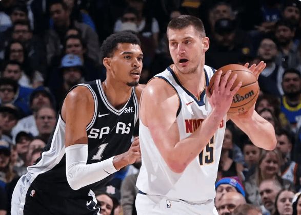 文班亚马MVP争夺陷困境 约基奇亚历山大领跑