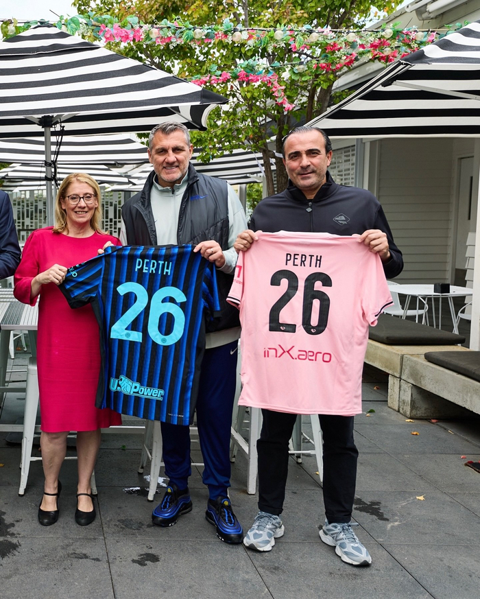 米兰名宿帕努奇率队出征2026珀斯季前赛